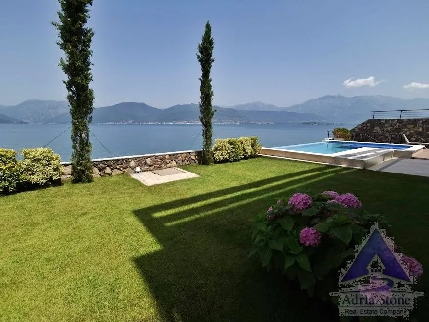 Prodaja, kuća, 185m², Krašići, Tivat