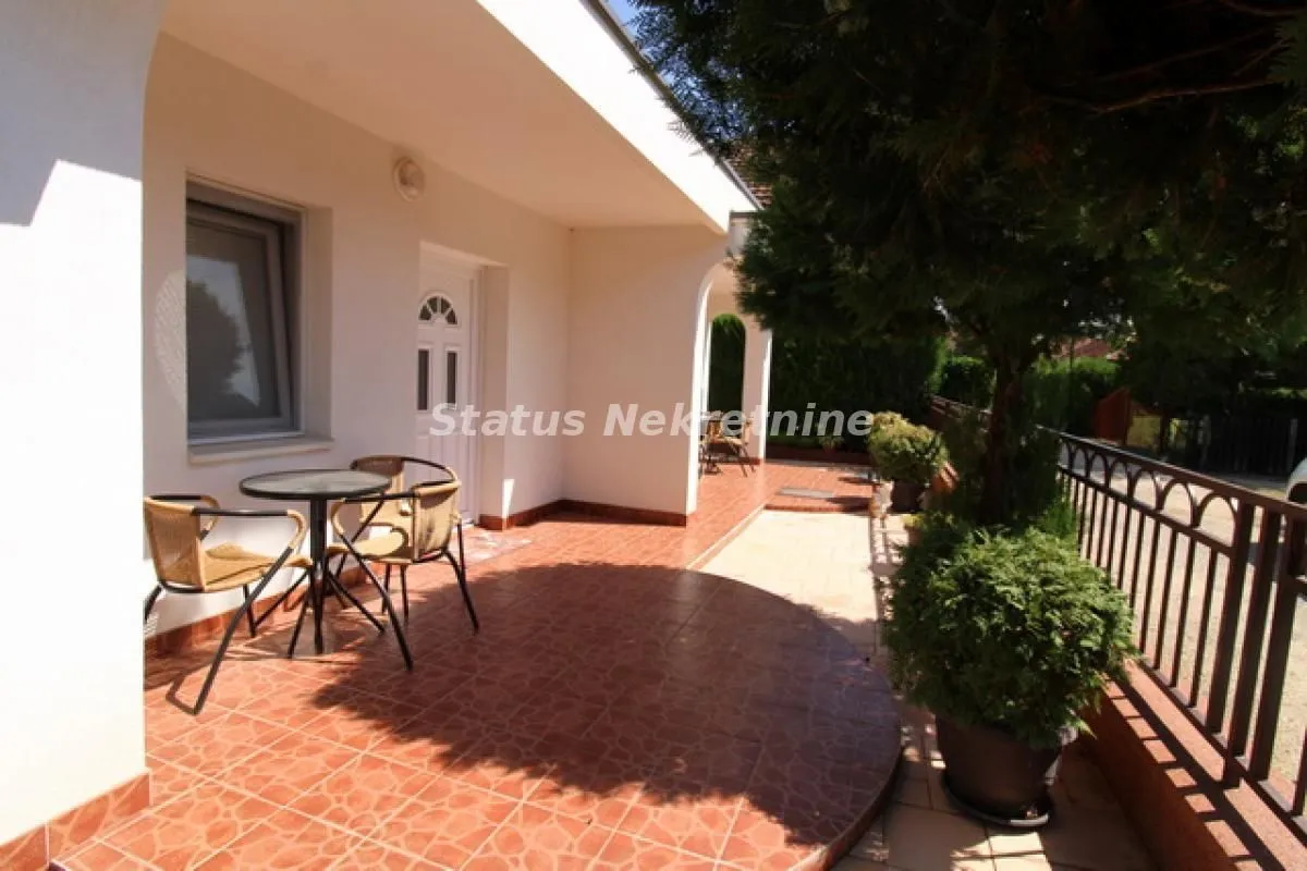 Prodaja, kuća, 145m², Srebrno jezero, Veliko Gradište