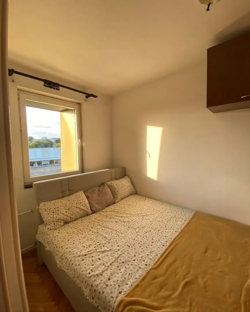 Prodaja, dvosoban stan, 60m², Šumice, Beograd