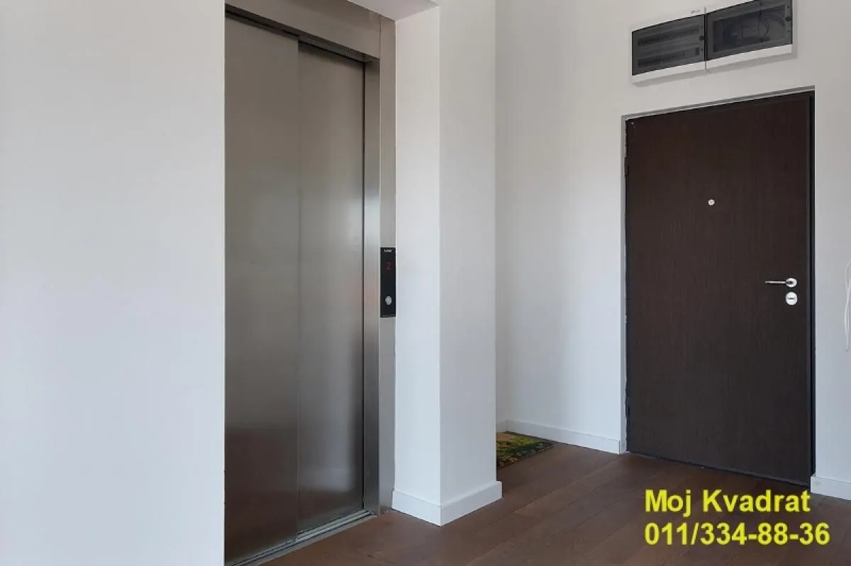 Prodaja, trosoban stan, 92m², Vukov Spomenik, Zvezdara Sve Podlokacije