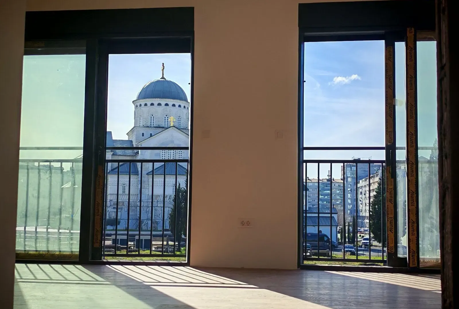 Izdavanje, trosoban stan, 115m², Preko Morače, Podgorica