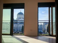 Izdavanje, trosoban stan, 115m², Preko Morače, Podgorica - image 1