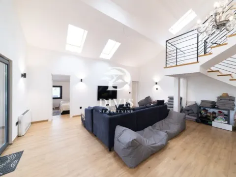 Sale, house, 269m², Koraćica, Mladenovac