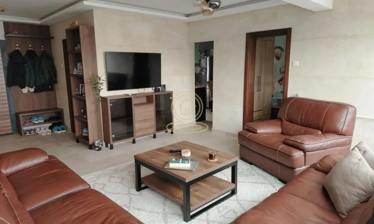 Prodaja, trosoban stan, 67m², Brace Jerković, Voždovac Sve Podlokacije