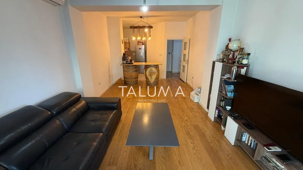 Prodaja, dvosoban stan, 78m², Centar, Podgorica