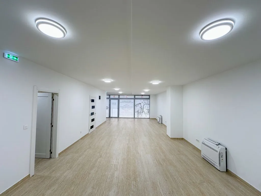 Rent, office space, 198m², Zabjelo, Podgorica