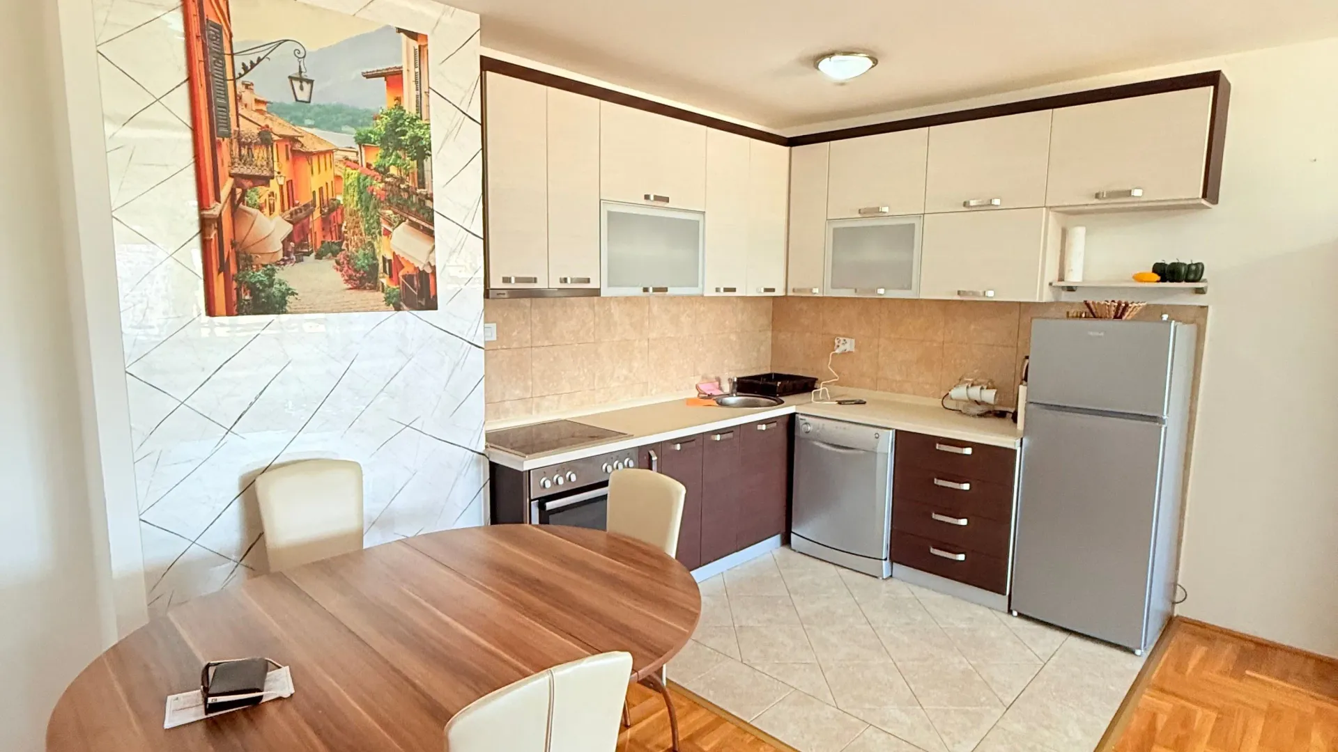 Izdavanje, dvosoban stan, 60m², City Kvart, Podgorica