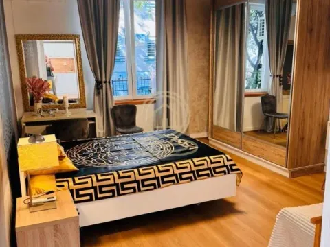Rent, two bedroom apartment, 87m², Stari Grad, Beograd - image 19