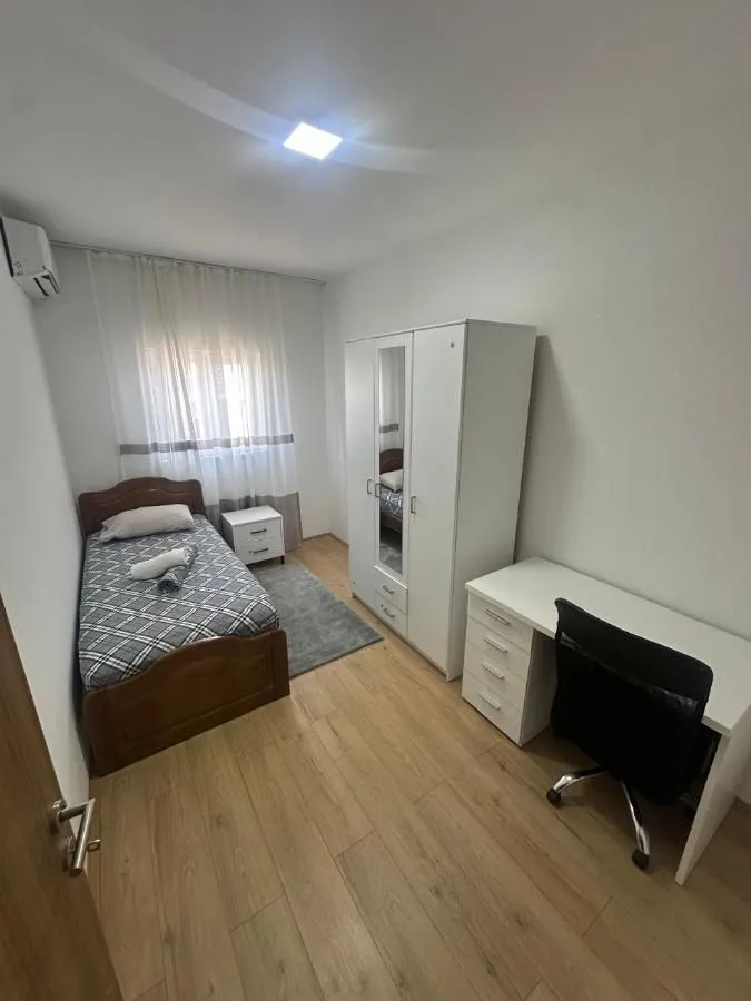 Rent, two bedroom apartment, 64m², Stari Aerodrom, Podgorica
