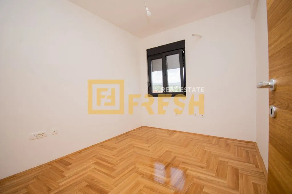 Prodaja, dvosoban stan, 67m², Tološi, Podgorica