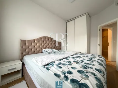 Izdavanje, dvosoban stan, 70m², Centar, Podgorica - image 7