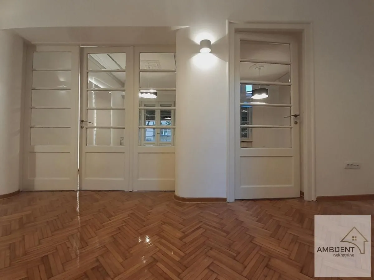 Rent, office space, 83m², Vračar Hram, Vračar Sve Podlokacije