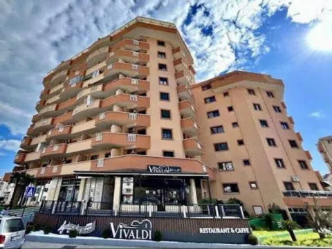 Rent, office space, 47m², Rozino, Budva - image 5