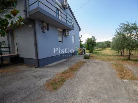 Rent, house, 100m², Zeta, Podgorica - image 13
