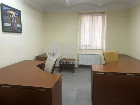 Izdavanje, poslovni prostor, 82m², Stari Grad, Beograd - image 12