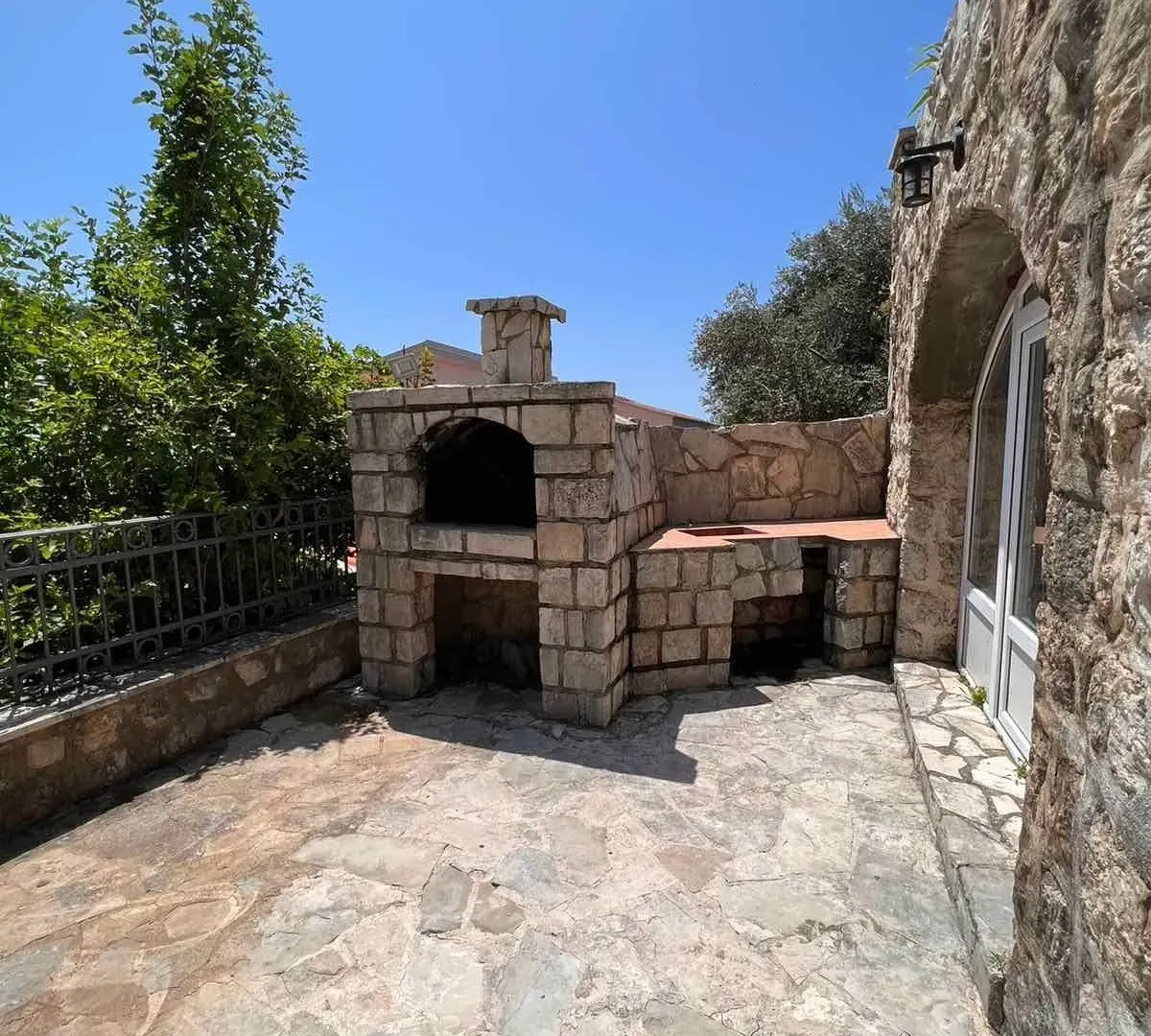 Sale, house, 300m², Budva, Crna Gora