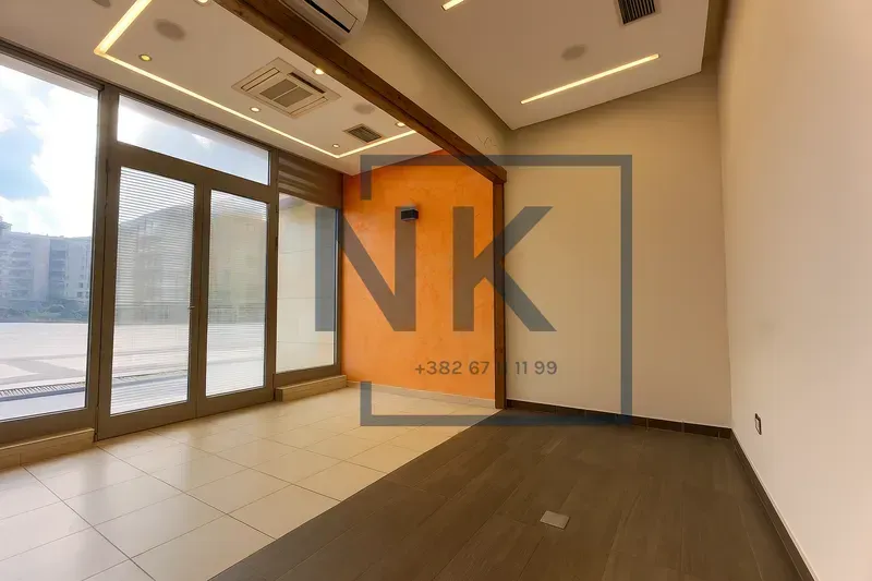 Prodaja, poslovni prostor, 54m², City Kvart, Podgorica