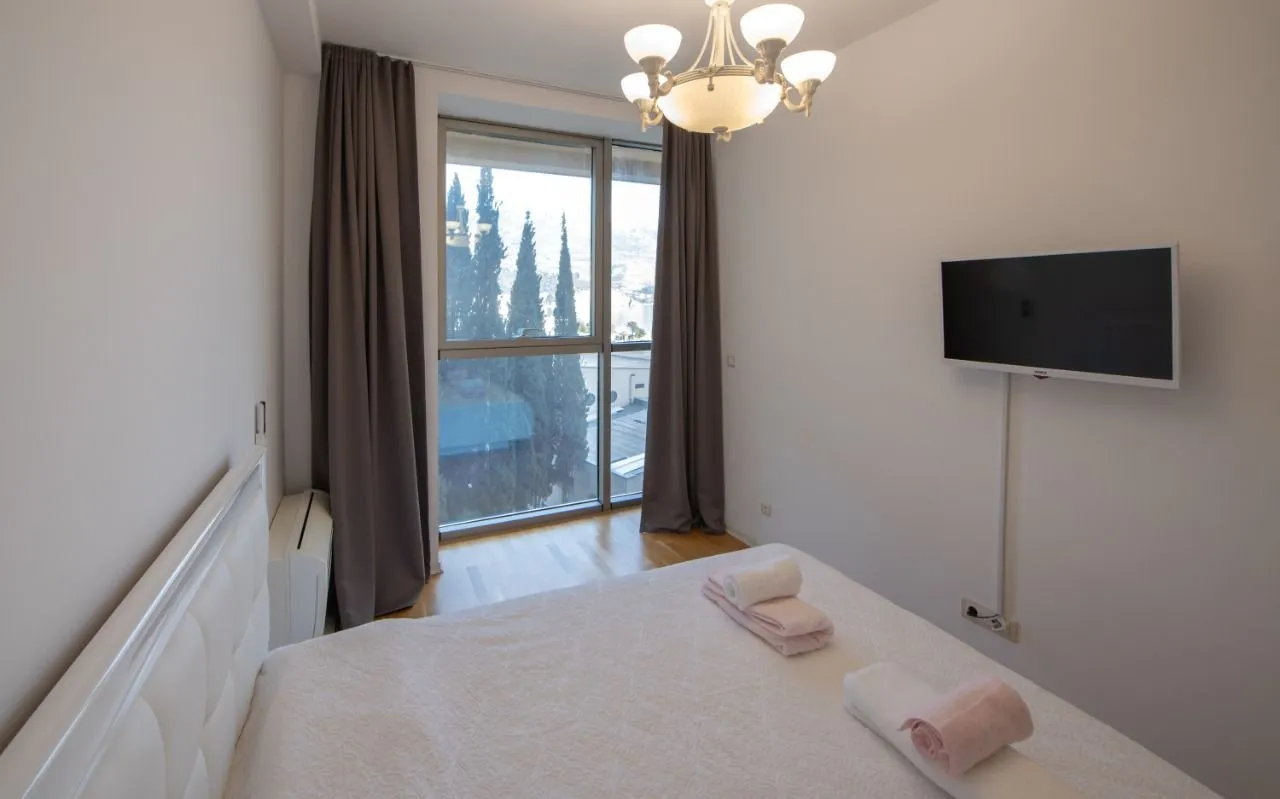 Rent, two bedroom apartment, 85m², Zavala, Budva