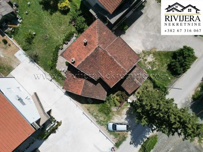 Prodaja, kuća, 161m², Donja Lastva, Tivat
