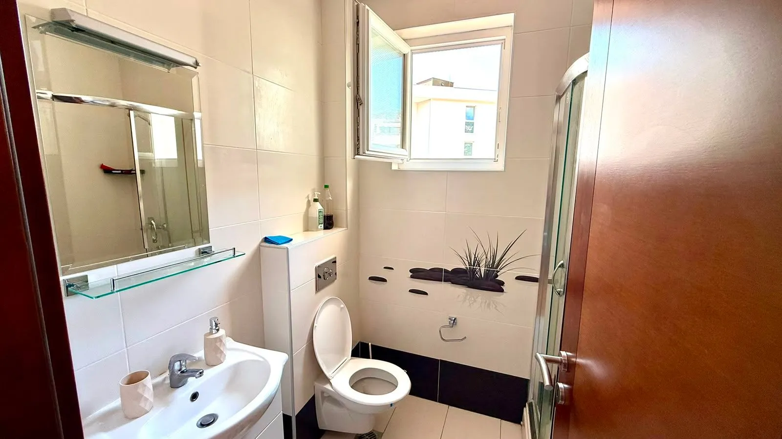 Rent, one bedroom apartment, 45m², Centar, Budva