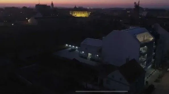 Prodaja, petosoban stan, 195m², Sremska Mitrovica, Srbija