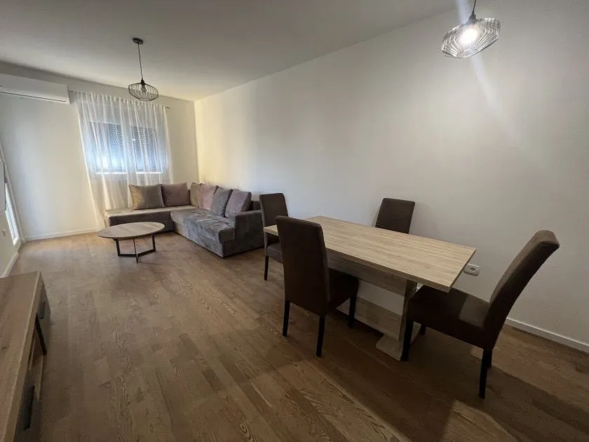 Rent, one bedroom apartment, 45m², Pobrežje, Podgorica