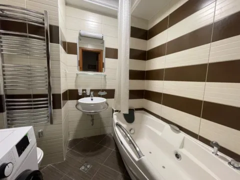 Izdavanje, jednosoban stan, 50m², Centar, Podgorica - image 2