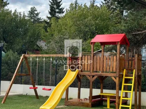 Izdavanje, kuća, 290m², Autokomanda, Voždovac Sve Podlokacije - image 12