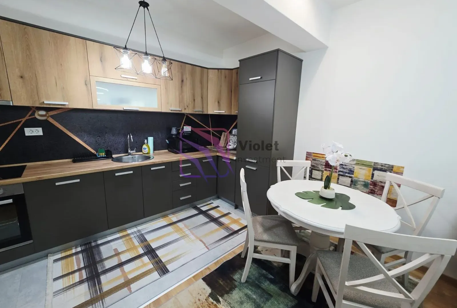 Izdavanje, dvosoban stan, 60m², Podgorica, Crna Gora
