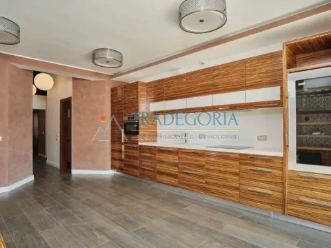 Prodaja, trosoban stan, 350m², Rafailovići, Budva - image 30