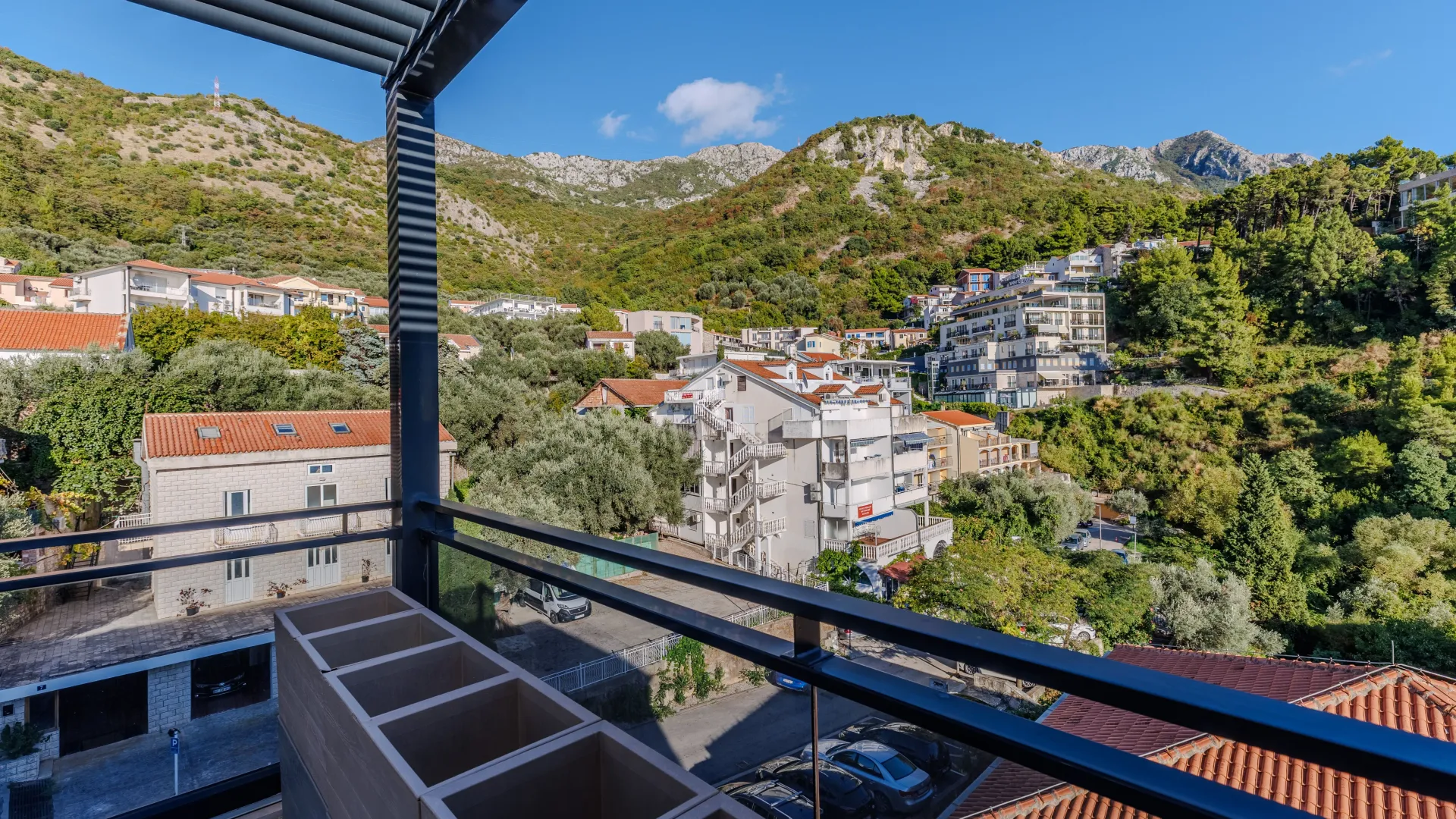 Sale, two bedroom apartment, 162m², Sveti Stefan, Budva