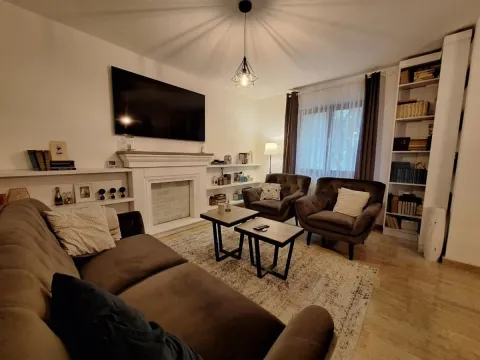 Sale, house, 254m², Beočin, Srbija - image 12