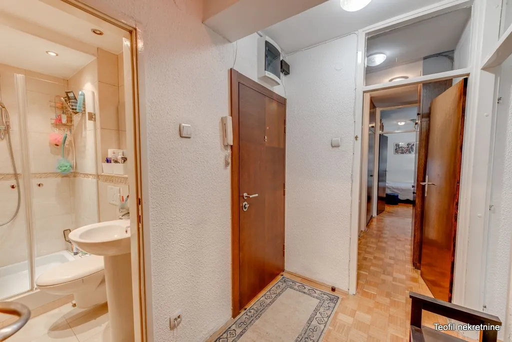 Sale, four bedroom apartment, 109m², Vračar Hram, Vračar Sve Podlokacije