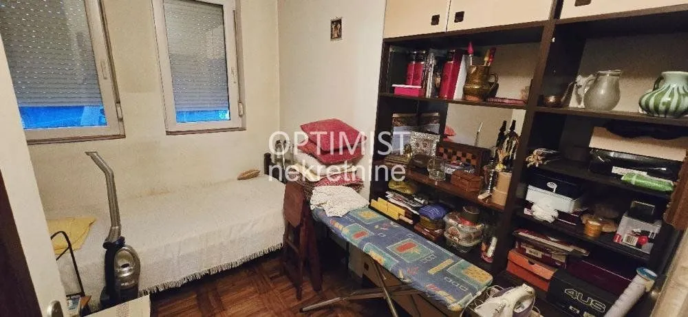 Sale, three bedroom apartment, 64m², Karaburma, Palilula Sve Podlokacije