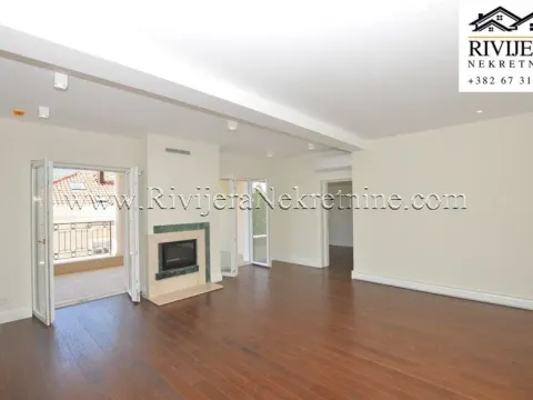 Sale, three bedroom apartment, 165m², Đenovići, Herceg Novi - image 1