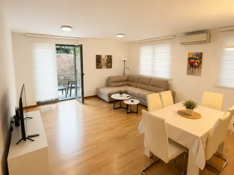 Sale, two bedroom apartment, 66m², Pržno, Budva - image 3