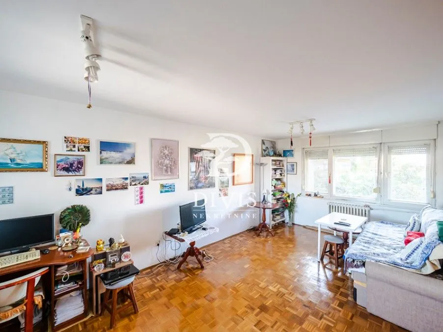 Prodaja, trosoban stan, 101m², Žarkovo, Beograd