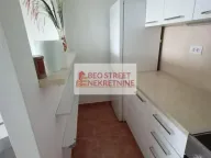 Izdavanje, trosoban stan, 60m², Farmaceutski Fakultet, Voždovac Sve Podlokacije - image 5