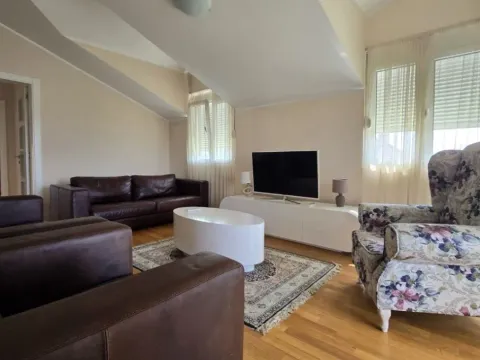 Sale, house, 276m², Gorica C, Podgorica - image 10