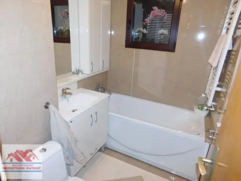 Prodaja, stan, 151m², Vašarište, Kragujevac - image 13