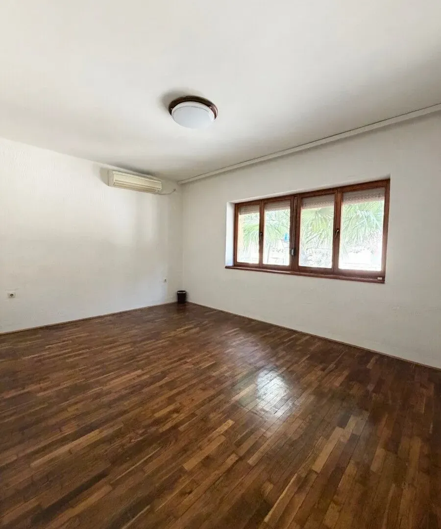 Rent, apartment, 70m², Centar, Podgorica