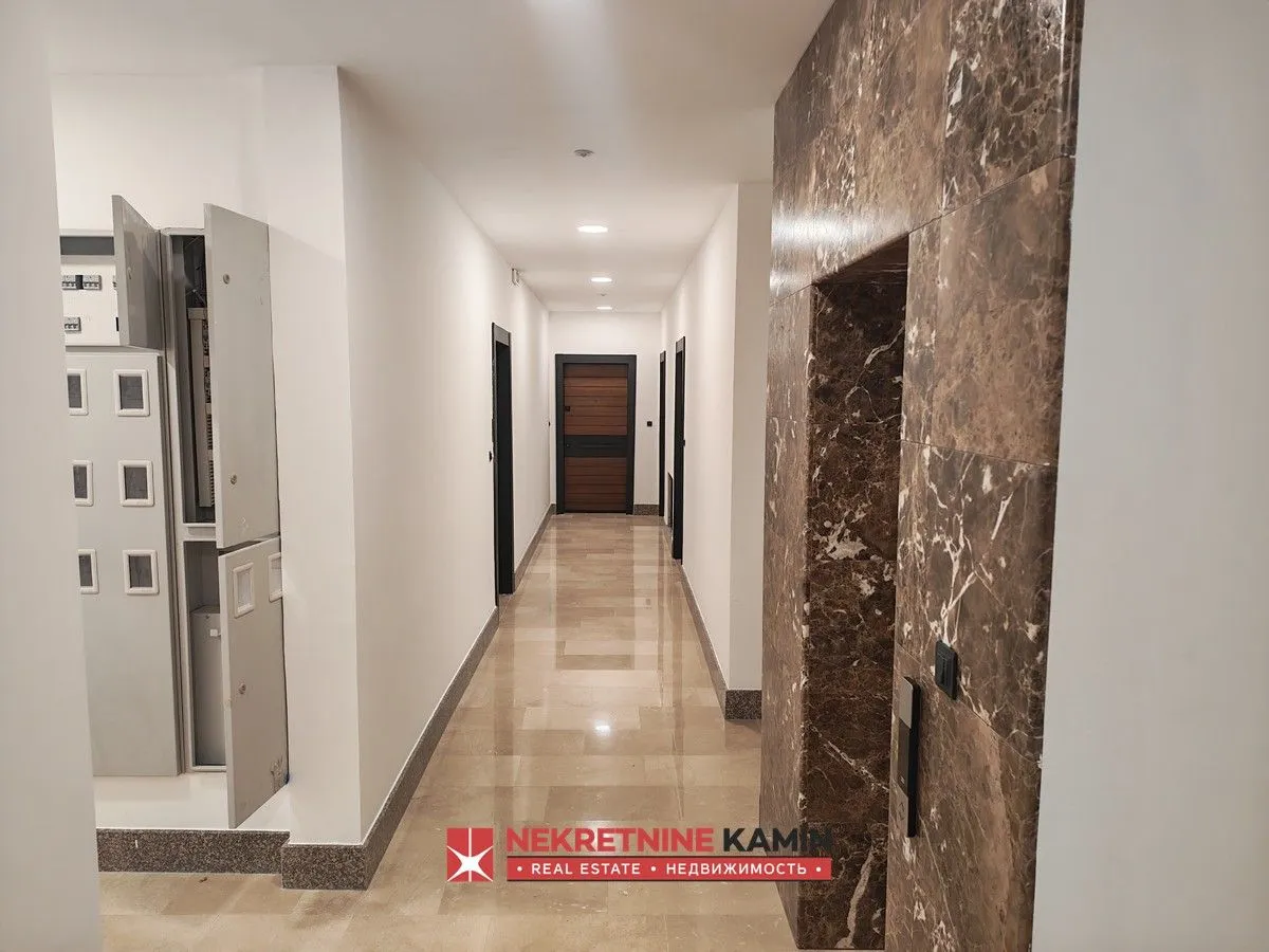 Prodaja, dvosoban stan, 68m², Lastva Grbaljska, Kotor