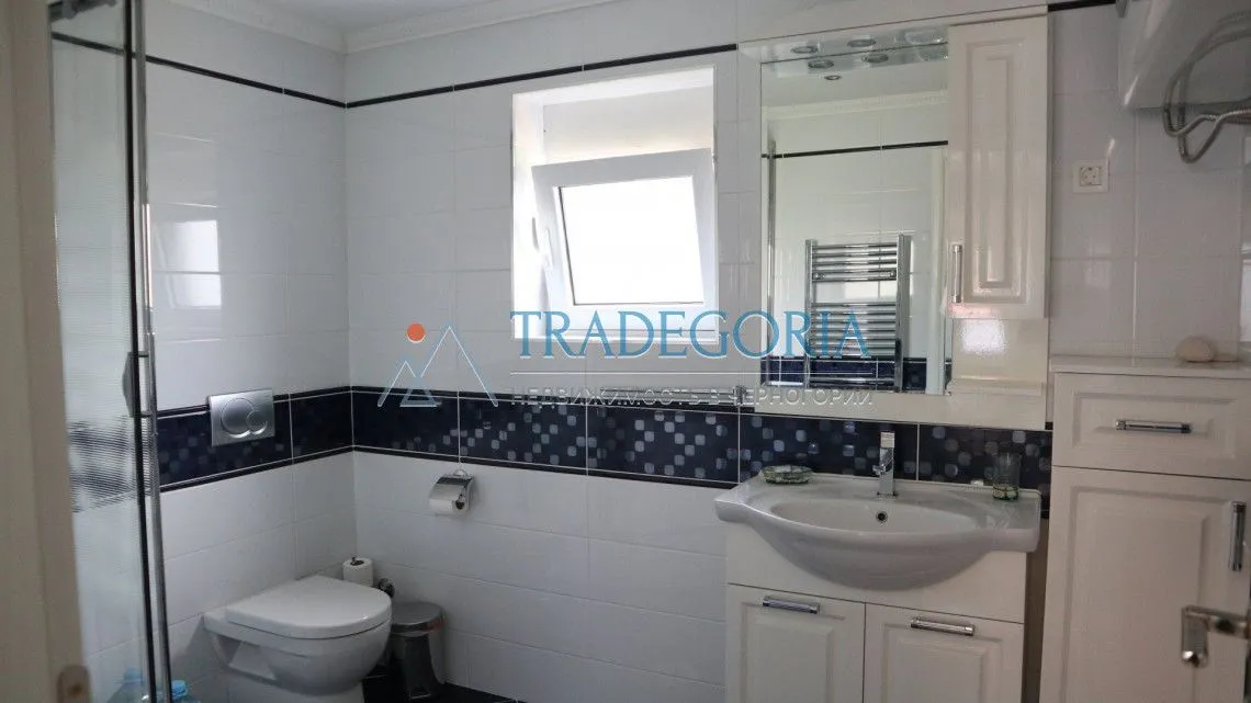 Prodaja, kuća, 224m², Krašići, Tivat