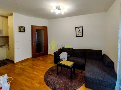 Izdavanje, dvosoban stan, 72m², City Kvart, Podgorica - image 2
