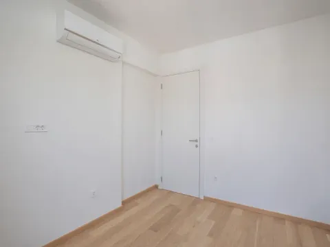 Sale, three bedroom apartment, 143m², Tivat, Crna Gora - image 17