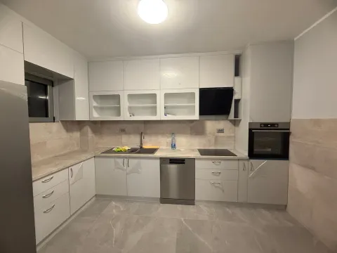 Sale, house, 320m², Podgorica, Crna Gora - image 25