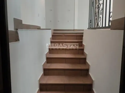 Izdavanje, poslovni prostor, 145m², Stari Grad, Beograd - image 5