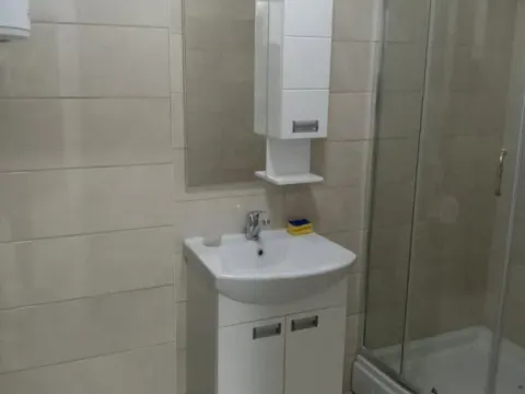 Izdavanje, poslovni prostor, 45m², Durlan, Niš - image 6