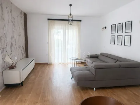 Izdavanje, stan, 65m², Tivat, Crna Gora - image 2