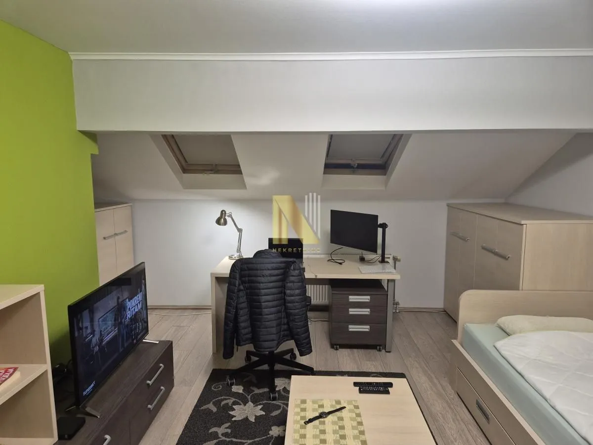 Prodaja, četvorosoban stan, 119m², Nova Detelinara, Novi Sad Sve Podlokacije